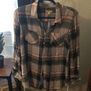 Light weight plaid button up